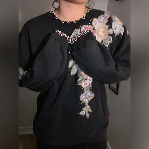 Oversized Hand Painted Pullover - Picture 3 of 4